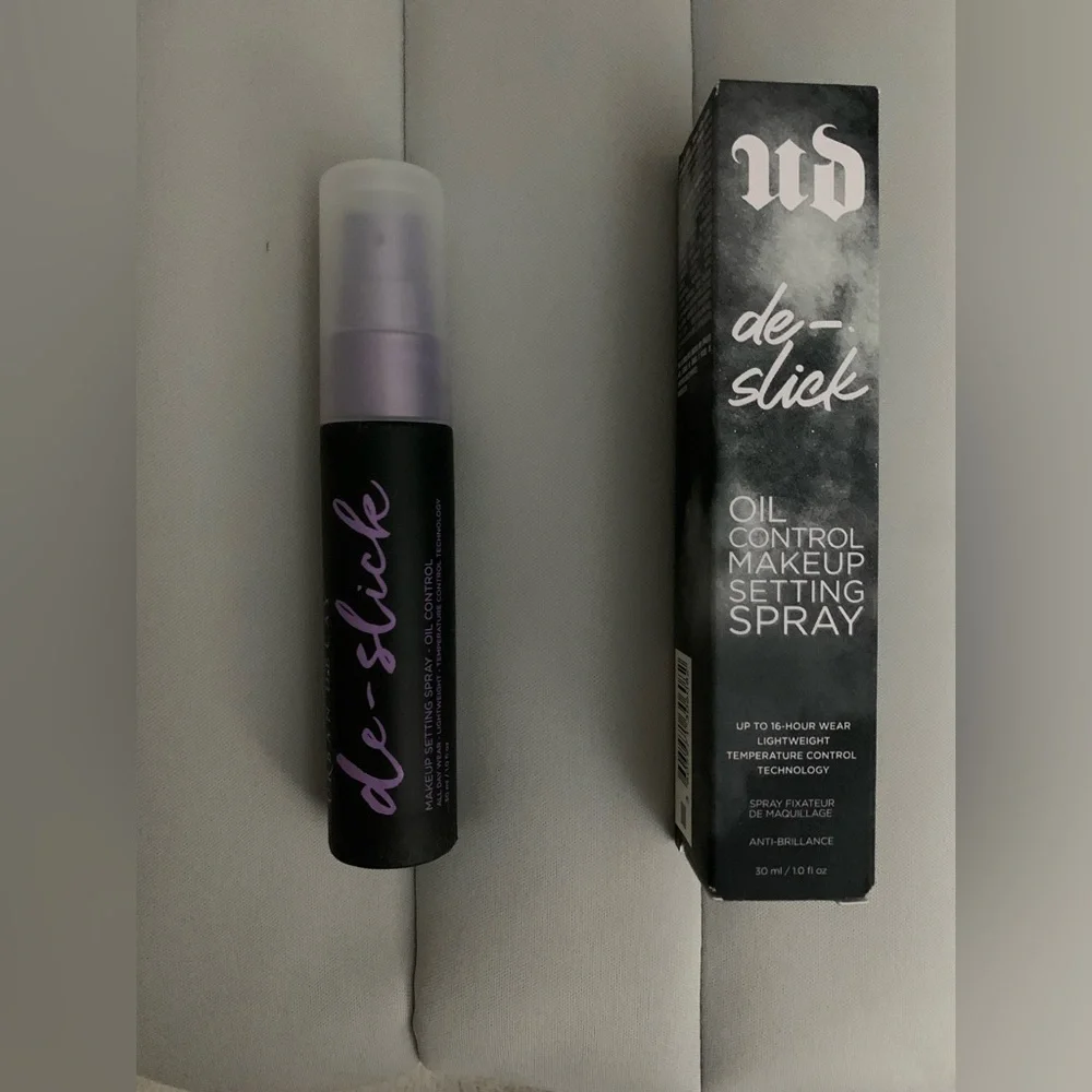 Urban Decay De-Slick Oil Control Makeup Setting Spray - 30ml BNIB